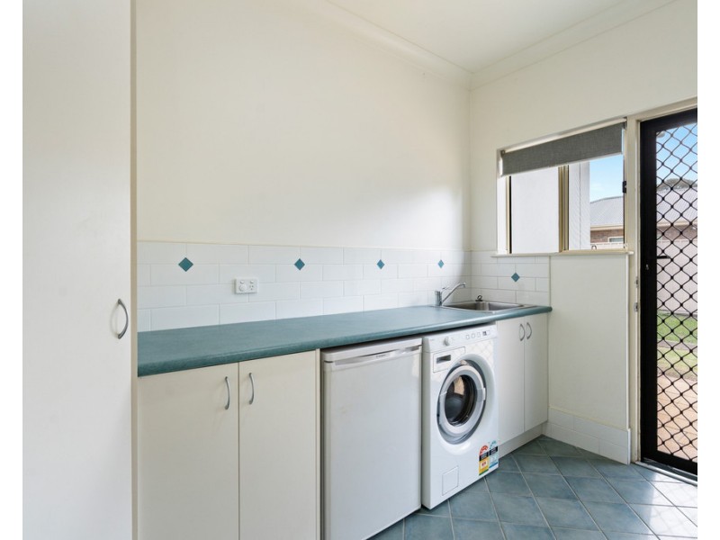 13 Vanali Dr, Port Elliot SA 5212