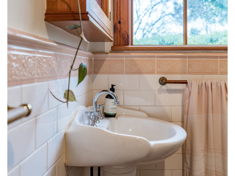 187 WAGGON ROAD, Victor Harbor SA 5211