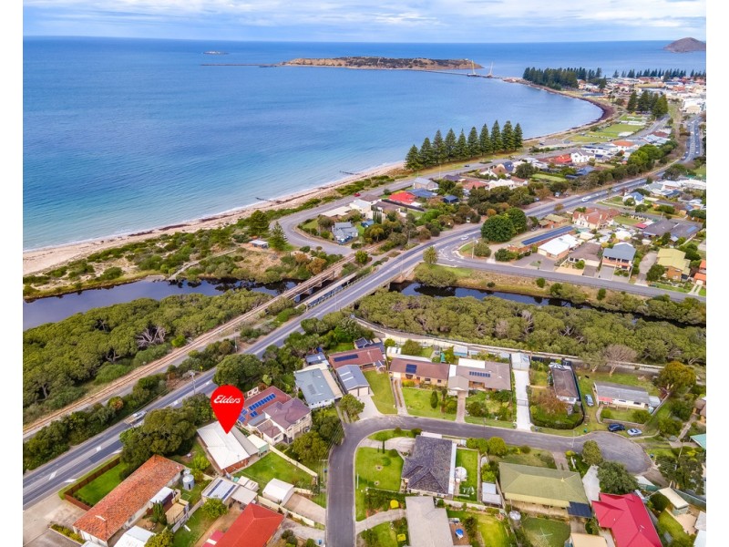 9 ANDERSON GROVE, Mccracken SA 5211