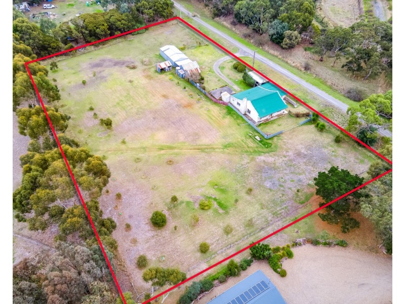 13 GLEN ROAD, Hindmarsh Valley SA 5211