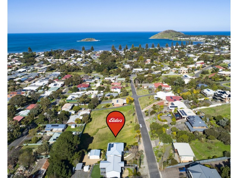 22 LAURIE AVENUE, Encounter Bay SA 5211