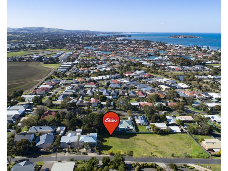 22 LAURIE AVENUE, Encounter Bay SA 5211
