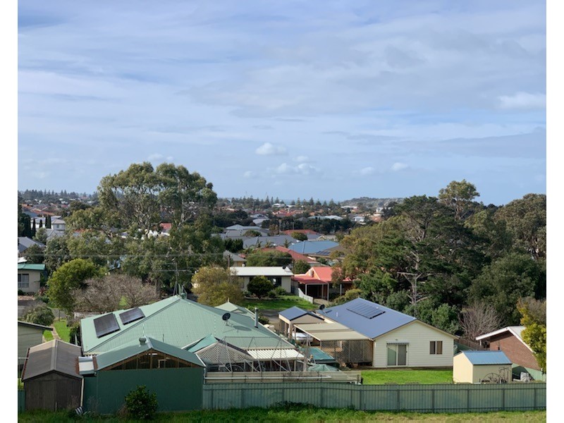 22 LAURIE AVENUE, Encounter Bay SA 5211