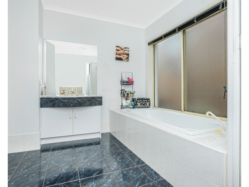 54 SOUTHERN RIGHT CRESCENT, Encounter Bay SA 5211