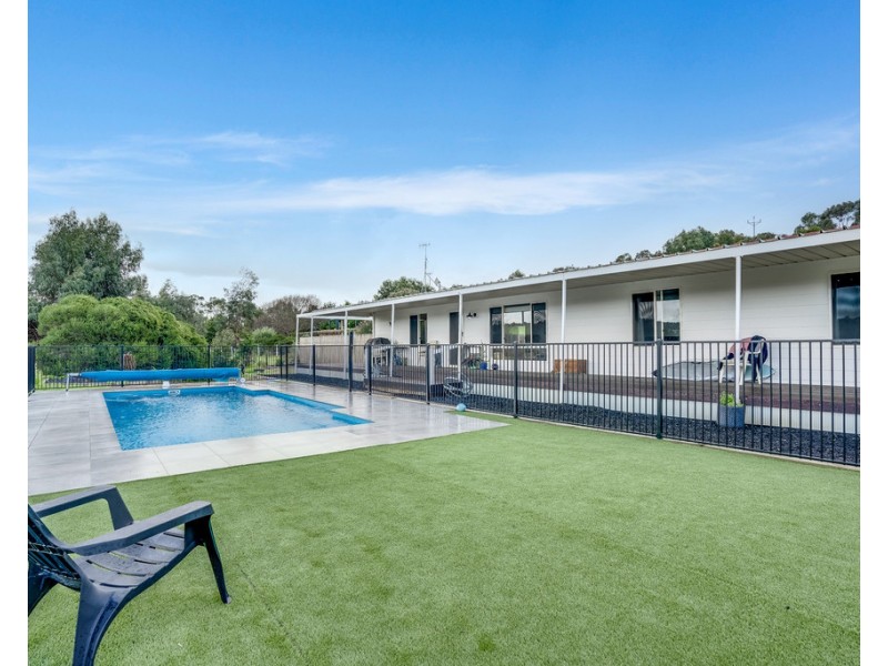 14 LIPIZZANER DRIVE, Hindmarsh Valley SA 5211