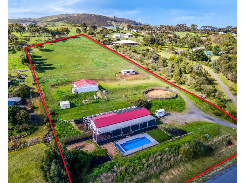 14 LIPIZZANER DRIVE, Hindmarsh Valley SA 5211