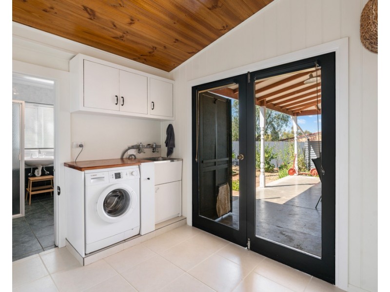 13 ADELAIDE ROAD, Palmer SA 5237