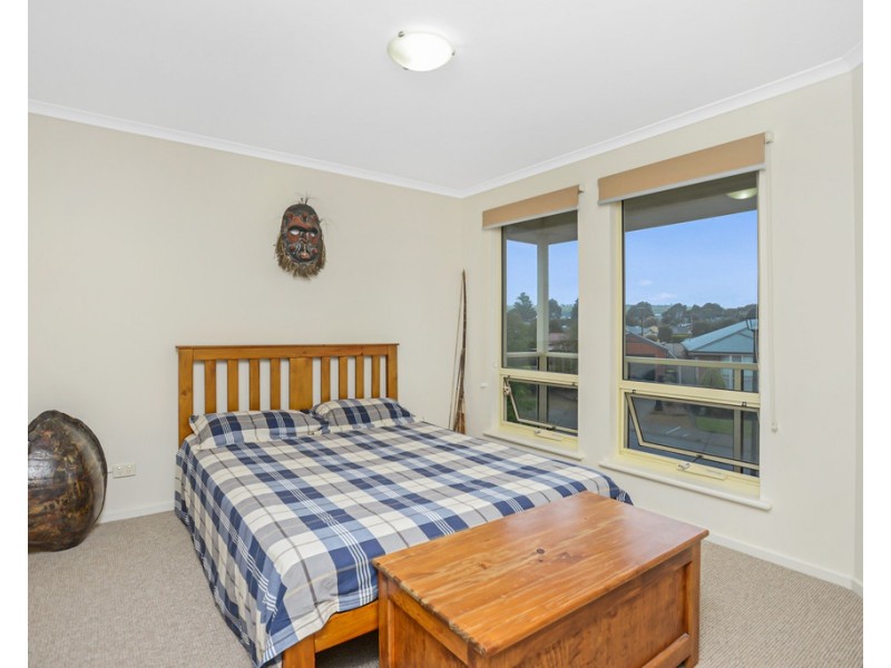 7 MATTHEW FLINDERS DRIVE, Encounter Bay SA 5211