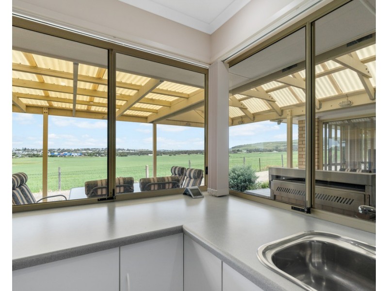 74 NORTH TERRACE, Port Elliot SA 5212