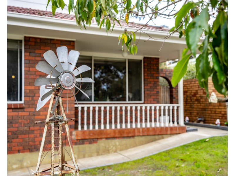 16 Baudin Road, Victor Harbor SA 5211