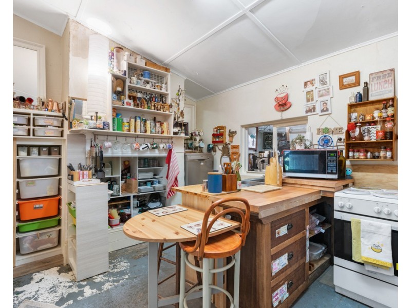 16 GOOLWA ROAD, Middleton SA 5213