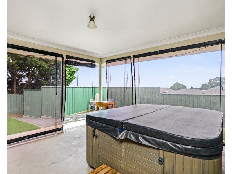 11 SHIELDS CRESCENT, Encounter Bay SA 5211