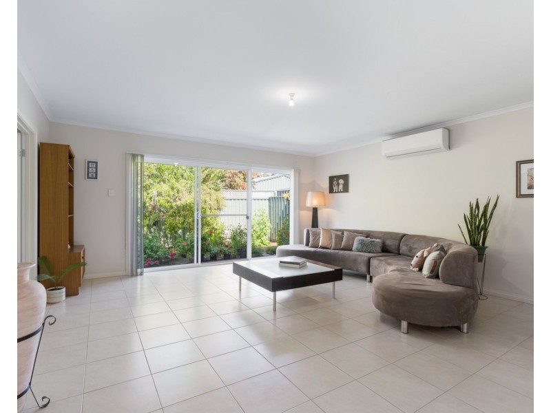 10 MANNING AVENUE, Encounter Bay SA 5211