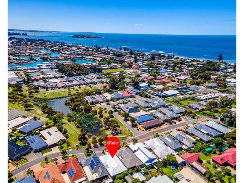 10 MANNING AVENUE, Encounter Bay SA 5211