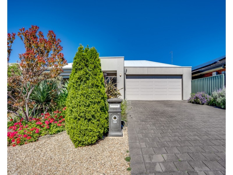 10 MANNING AVENUE, Encounter Bay SA 5211
