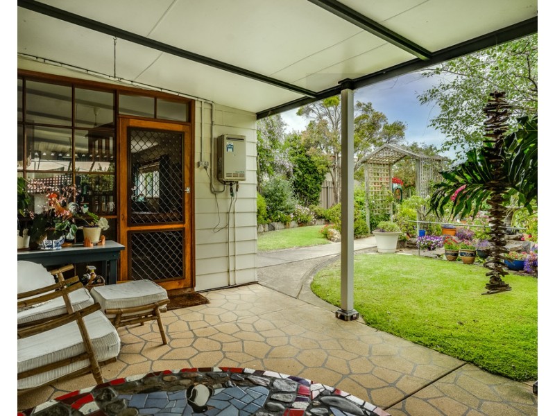 9 BOND AVENUE, Victor Harbor SA 5211
