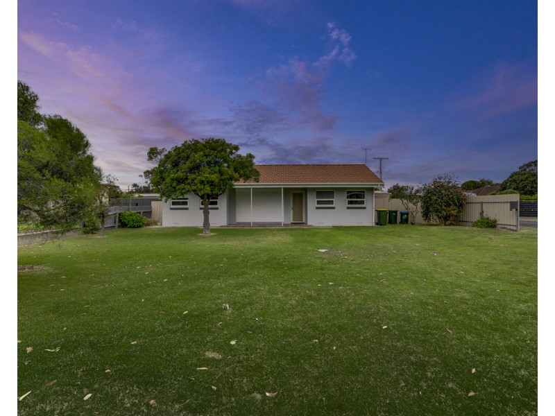 5 WATTLE DRIVE, Mccracken SA 5211