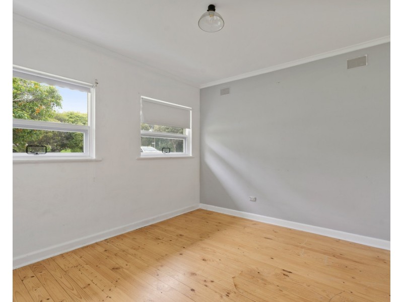5 WATTLE DRIVE, Mccracken SA 5211