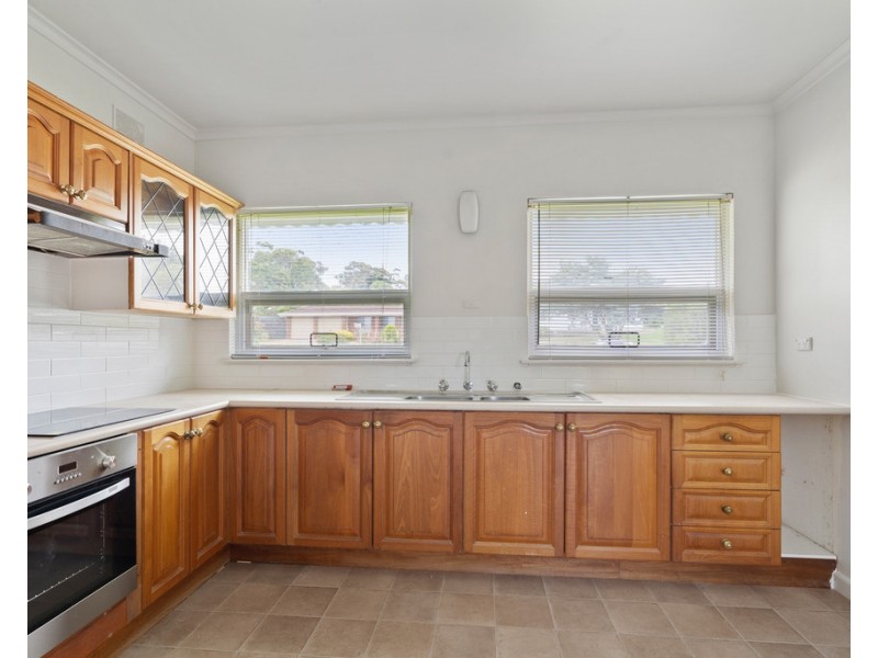 5 WATTLE DRIVE, Mccracken SA 5211