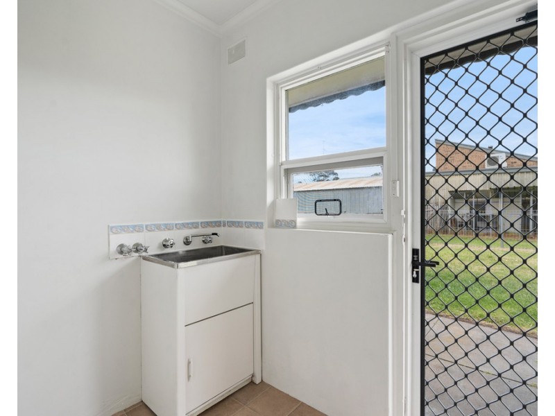 5 WATTLE DRIVE, Mccracken SA 5211