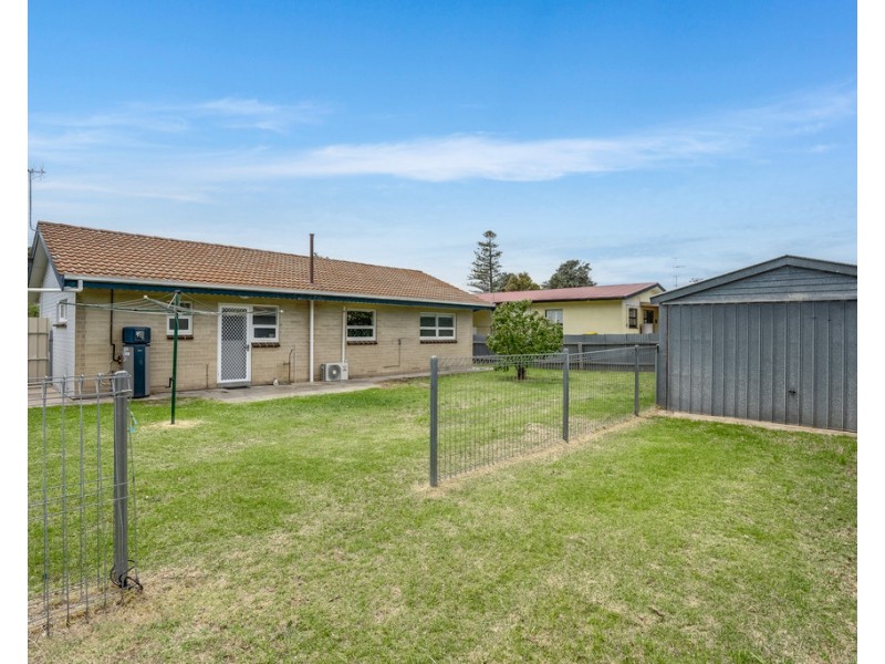 5 WATTLE DRIVE, Mccracken SA 5211