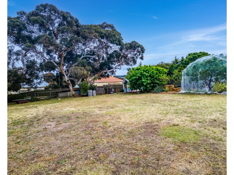 22 LAWSON STREET, Victor Harbor SA 5211