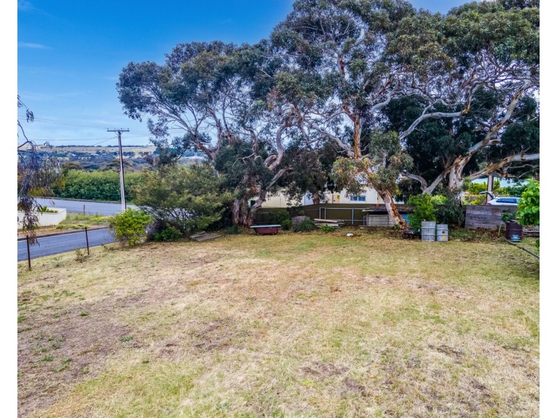 22 LAWSON STREET, Victor Harbor SA 5211