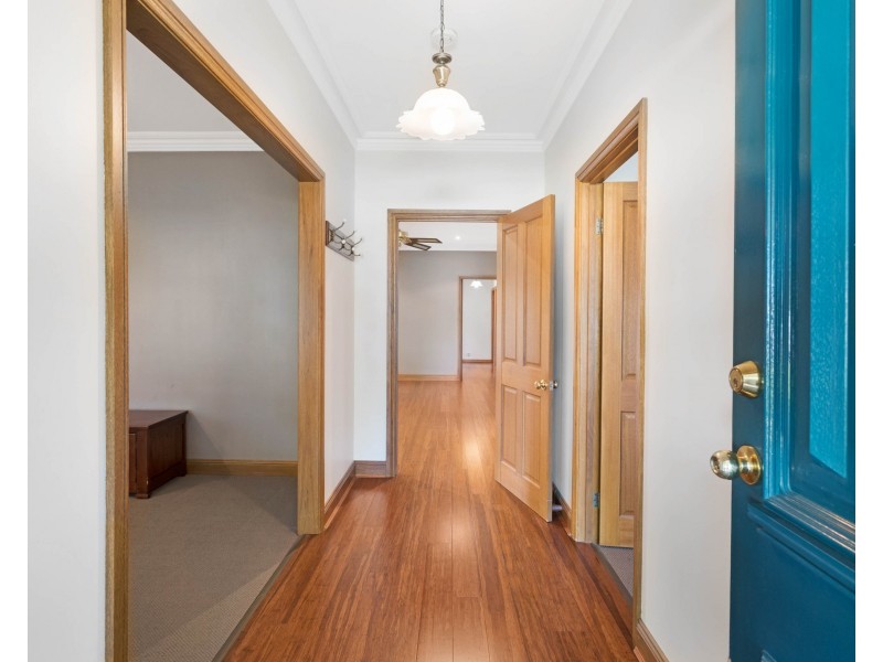 15 HOPE STREET, Encounter Bay SA 5211