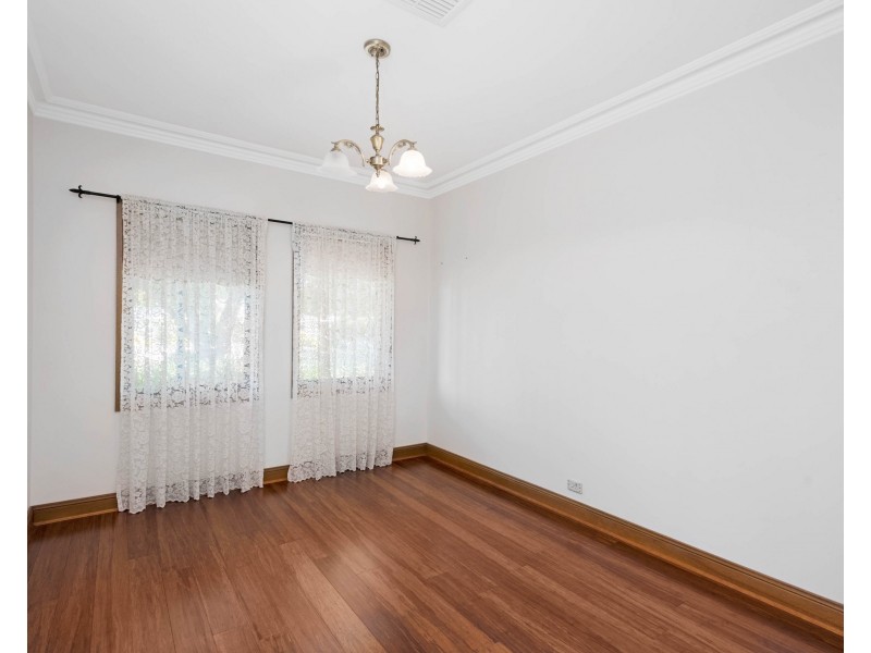 15 HOPE STREET, Encounter Bay SA 5211