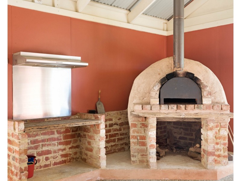 15 HOPE STREET, Encounter Bay SA 5211