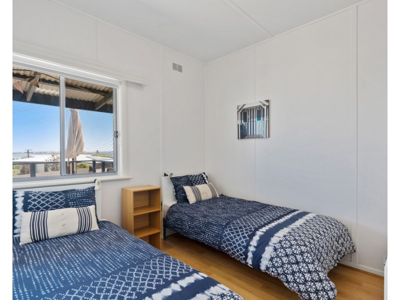 2 PYM STREET, Middleton SA 5213