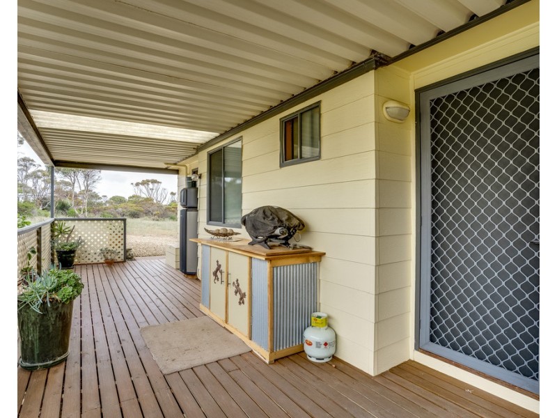 5 PARA AVENUE, Cape Jervis SA 5204