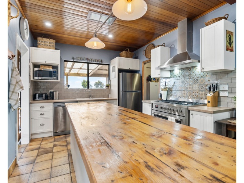 104 GEROGLES ROAD, Caloote SA 5254