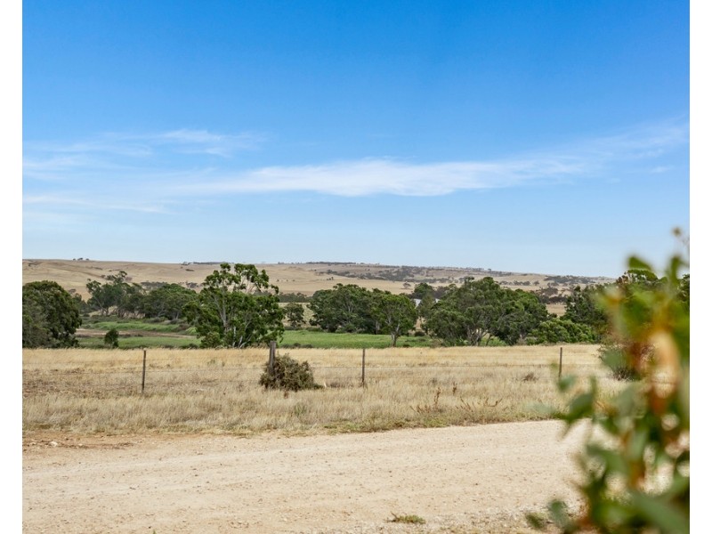 104 GEROGLES ROAD, Caloote SA 5254