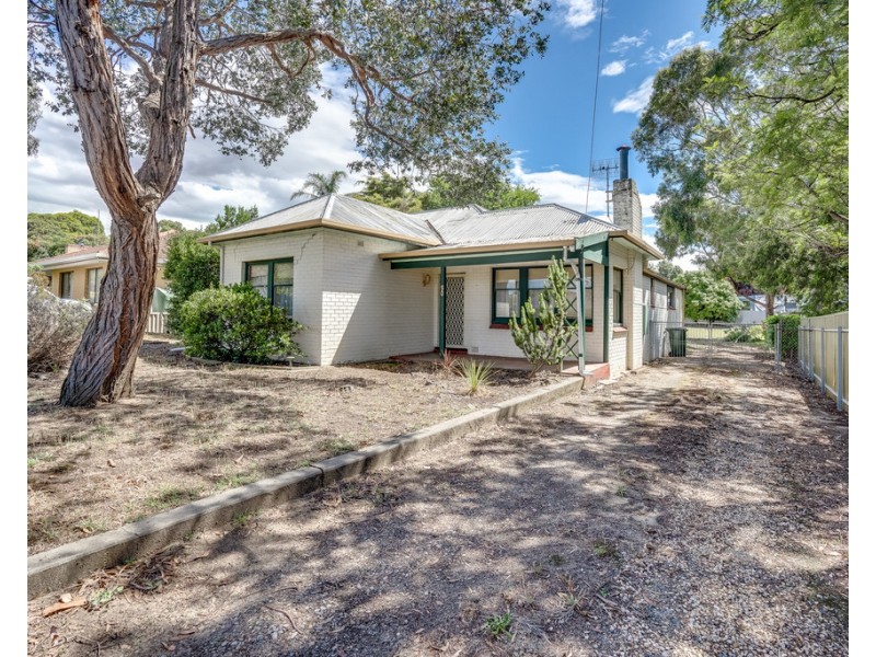 90 SEAVIEW ROAD, Victor Harbor SA 5211