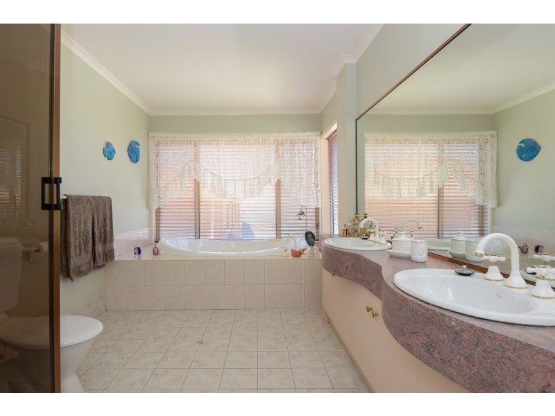 101 BATTYE ROAD, Encounter Bay SA 5211