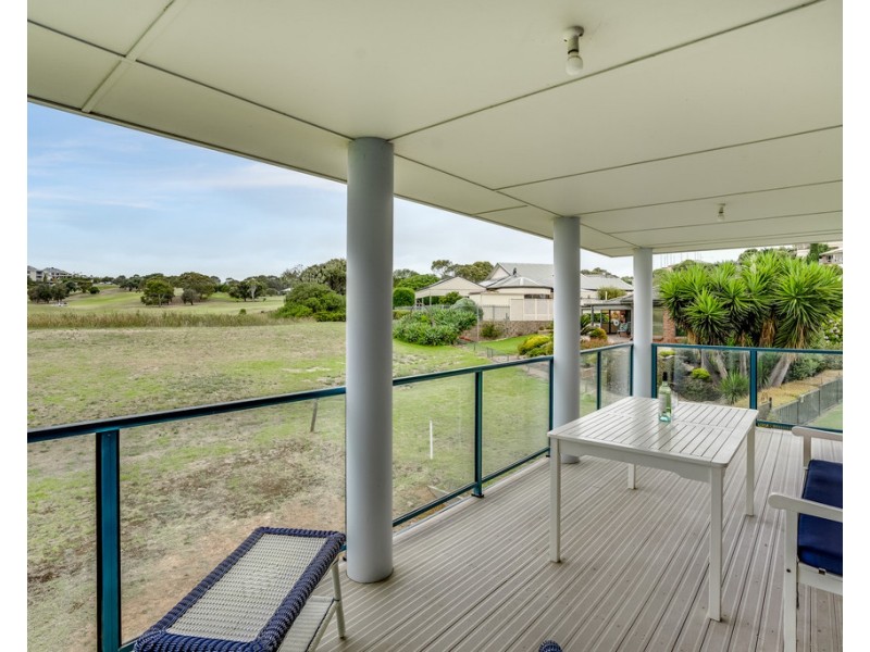 56 CUDMORE ROAD, Mccracken SA 5211