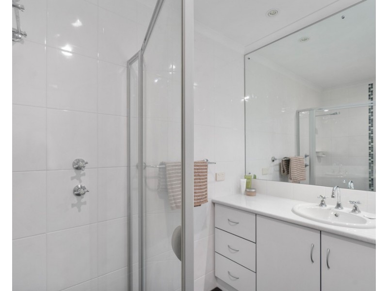 56 CUDMORE ROAD, Mccracken SA 5211