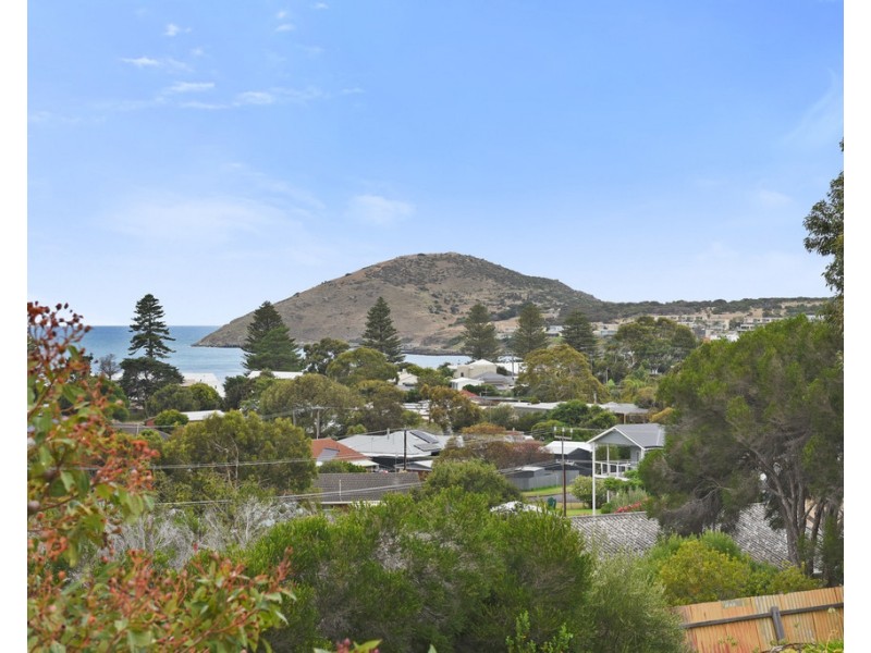 10 SEACREST AVENUE, Encounter Bay SA 5211