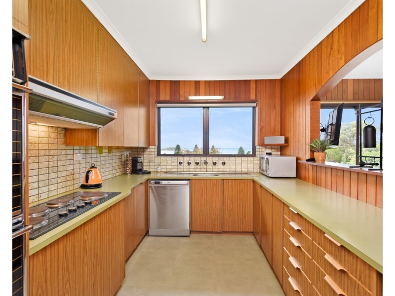 10 SEACREST AVENUE, Encounter Bay SA 5211