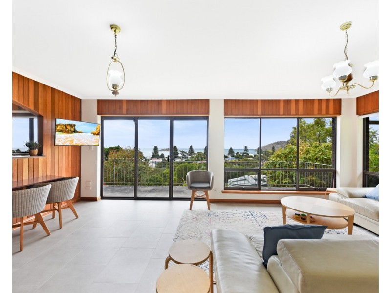 10 SEACREST AVENUE, Encounter Bay SA 5211