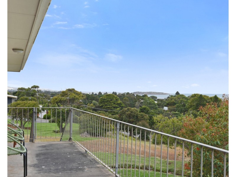 10 SEACREST AVENUE, Encounter Bay SA 5211