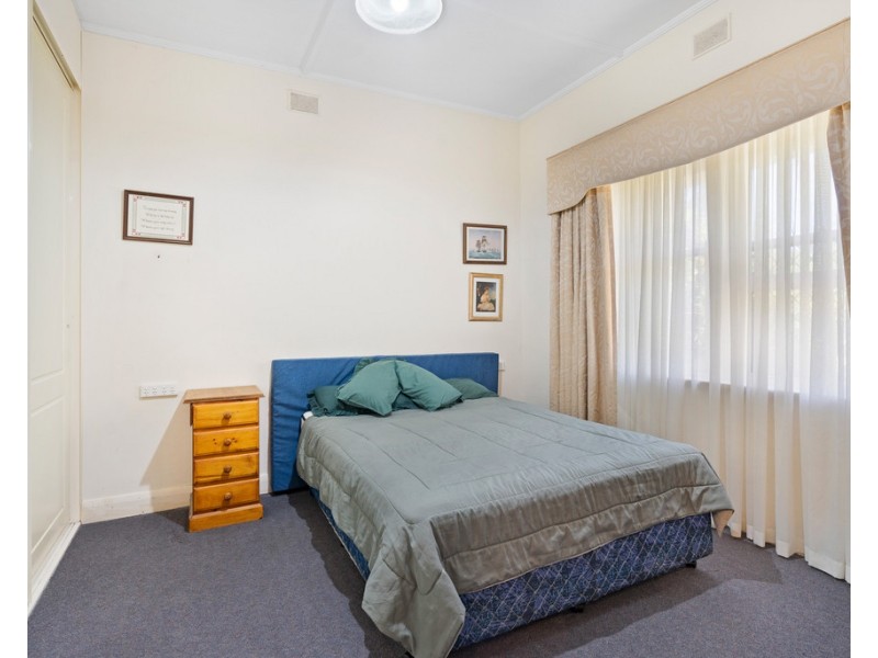 31 LINDSAY STREET, Victor Harbor SA 5211