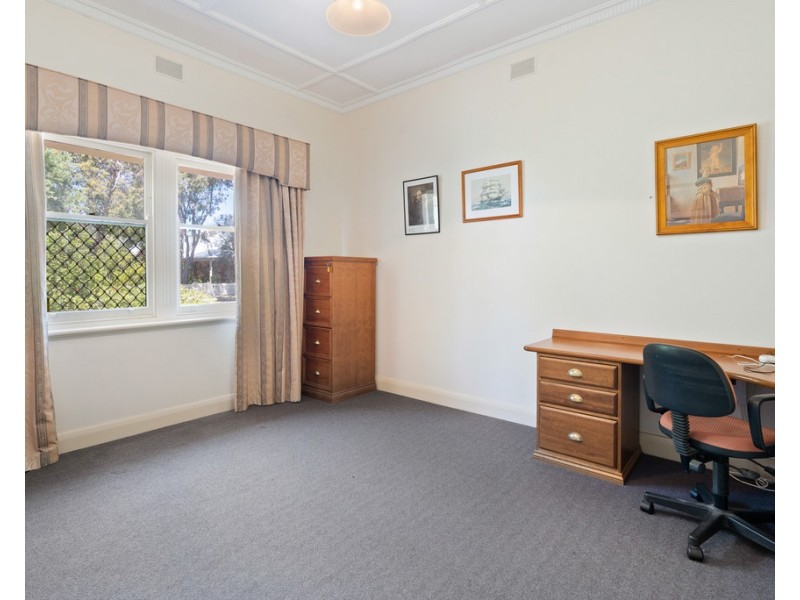 31 LINDSAY STREET, Victor Harbor SA 5211