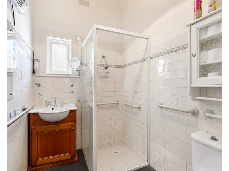 31 LINDSAY STREET, Victor Harbor SA 5211