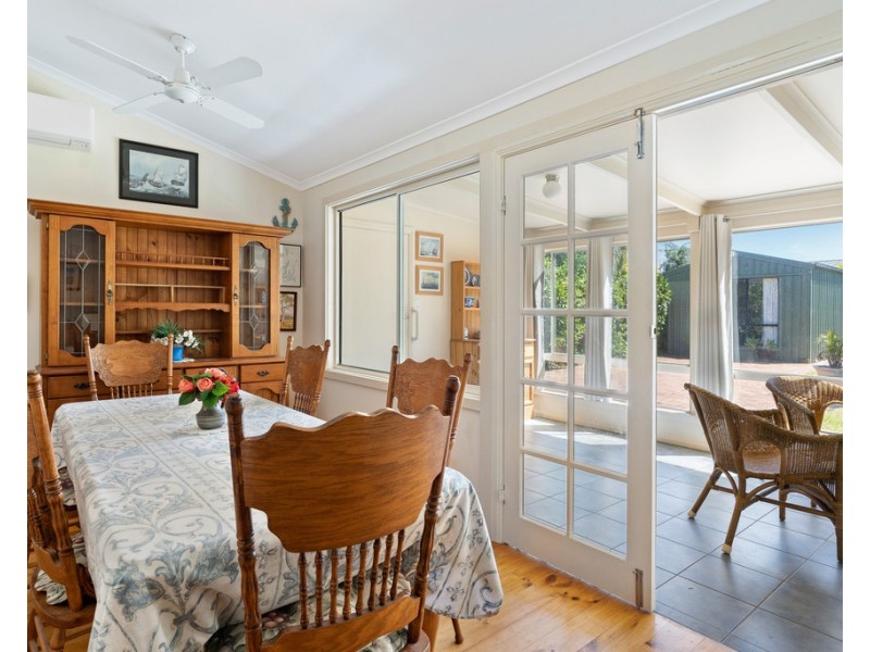 31 LINDSAY STREET, Victor Harbor SA 5211