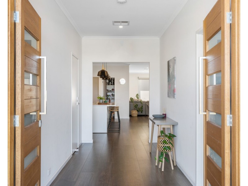6 GRIBBLE COURT, Encounter Bay SA 5211