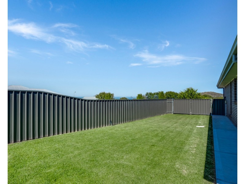 6 GRIBBLE COURT, Encounter Bay SA 5211