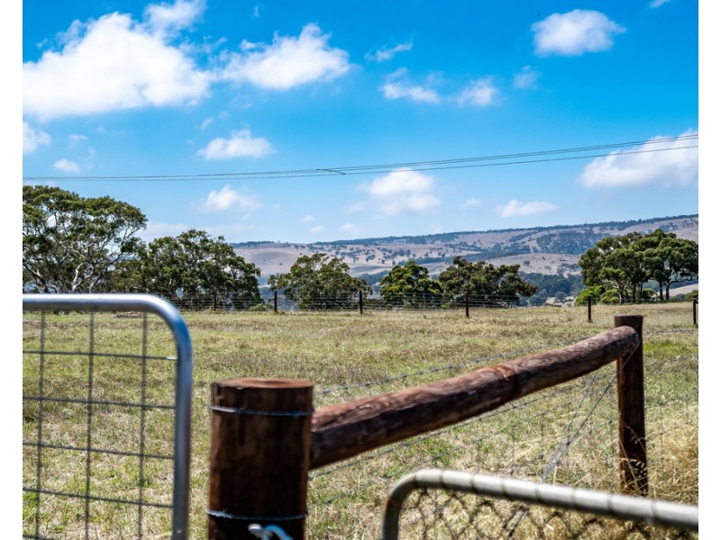 185 HUTCHINSON ROAD, Hindmarsh Valley SA 5211