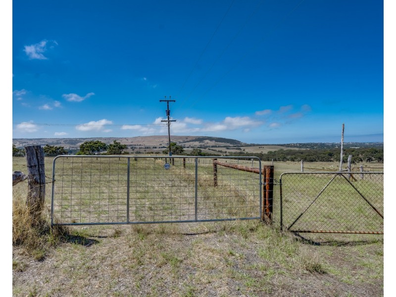 185 HUTCHINSON ROAD, Hindmarsh Valley SA 5211